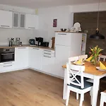 Lägenhet Welcome In - Wohnung Mit Dachterrasse Direkt An Der Piste